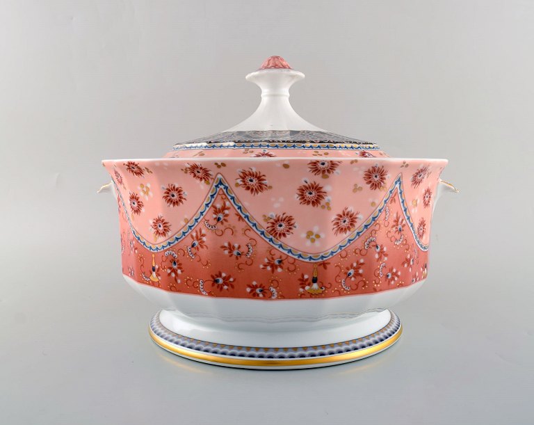Large Royal Copenhagen Fairytale porcelain lidded tureen. Late 20th century.
