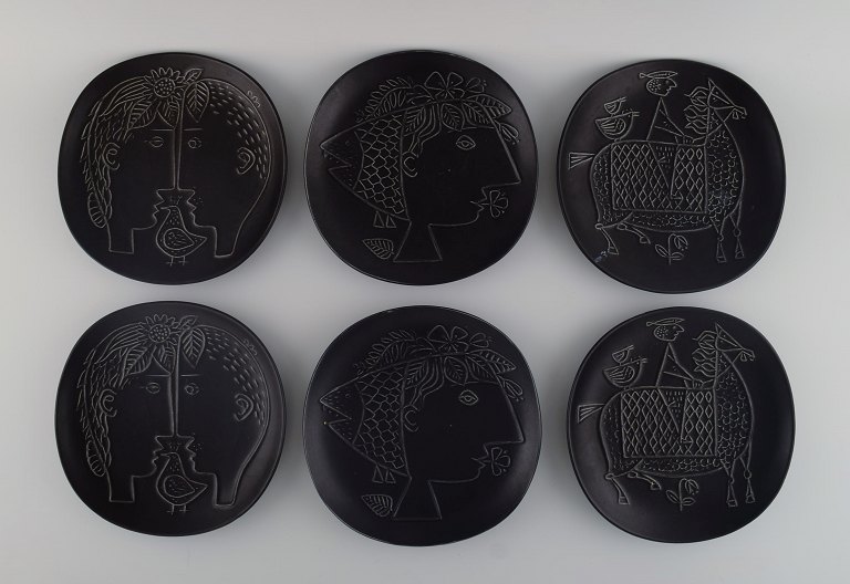 Stig Lindberg (1916-1982) for Gustavsberg. Six Piazza plates in glazed 
stoneware. Swedish design, 1960
