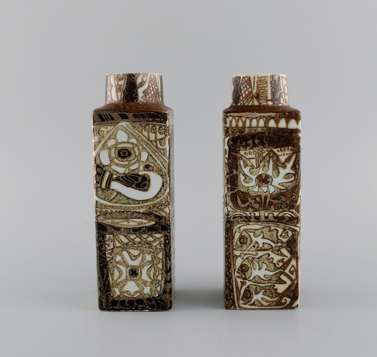 Nils Thorsson and Johanne Gerber for Aluminia, Royal Copenhagen. Two Baca vases 
decorated with birds and fish, patterned glaze in sand and light brown shades. 
1970s.
