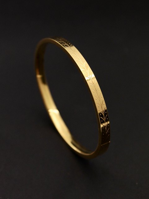 Gold-plated bangle