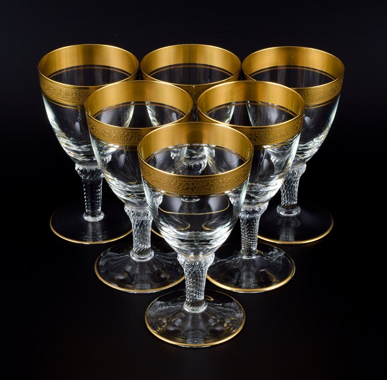 Rimpler Kristall, Zwiesel, Germany, six hand blown crystal white wine glasses 
with gold rim decorated with grapes and vine leaves.