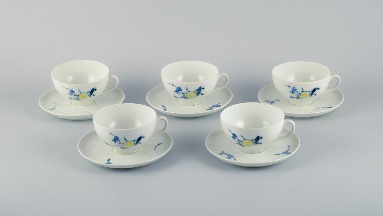 Johannes Hedegaard for Royal Copenhagen, Denmark, Rimmon, a five-person set of 
large tea cups and saucers.