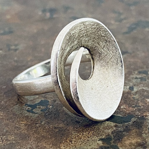 Sculptural ring925s