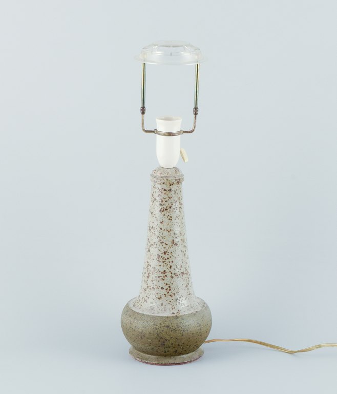 Nils Kähler for Kähler, ceramic table lamp.
Glaze in earthy tones.