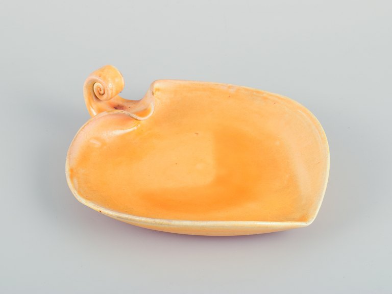 Kähler, heart-shaped ceramic dish. Uranium glaze.