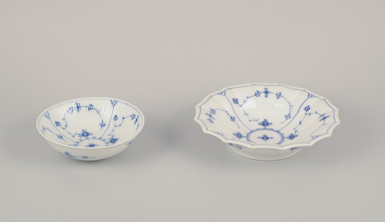 Royal Copenhagen Blue Fluted Plain. Two bowls in porcelain.