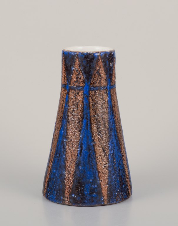 Mari Simmulson for Upsala Ekeby. Ceramic vase with blue and earth-tone glaze.