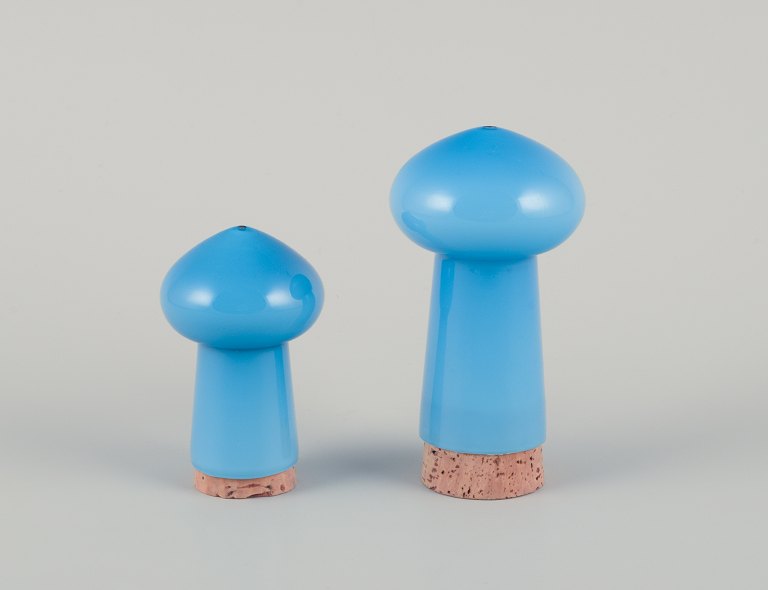 Michael Bang for Holmegaard. "Palet" salt and pepper set in turquoise 
mouth-blown art glass.