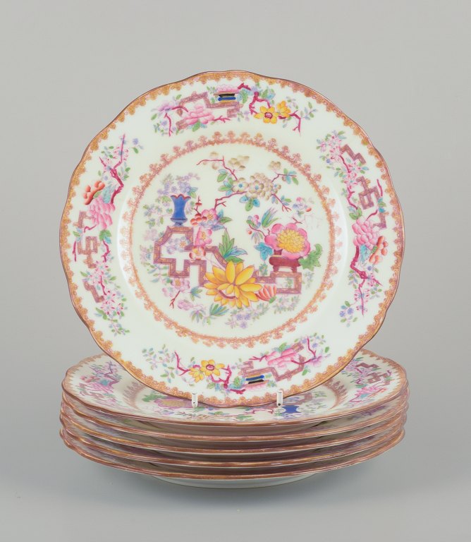 Mintons, England.
Set of six lunch plates in faience.