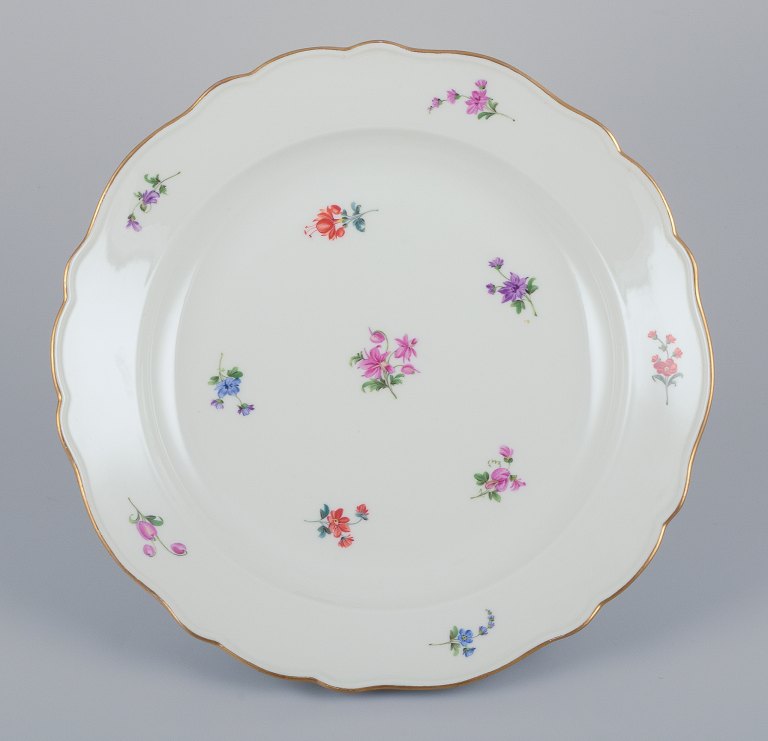 Meissen, Germany, large round serving platter.