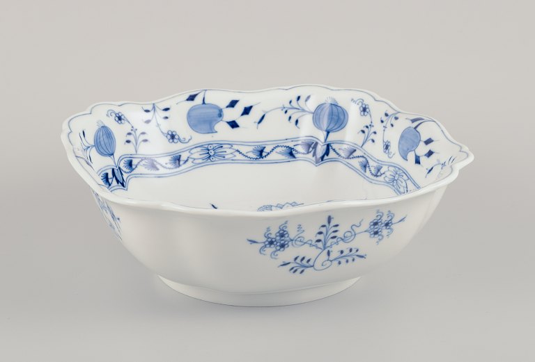 Meissen, Germany. Blue Onion pattern. Large square bowl.