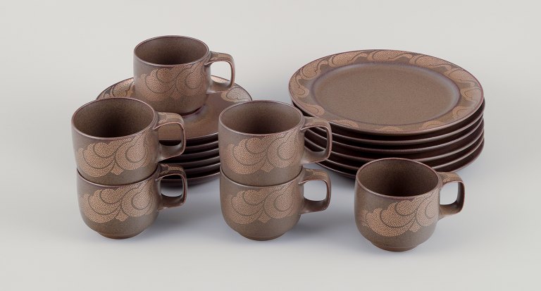 Timo Sarpaneva for Rosenthal. "Kaari". A complete six-person coffee service in 
porcelain.