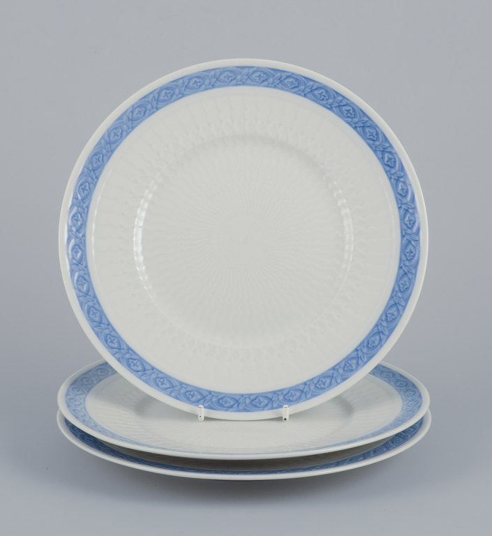 Royal Copenhagen Blue Fan, three lunch plates.