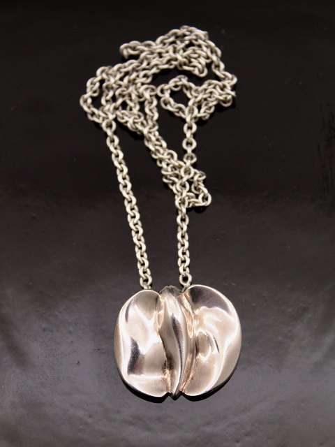 Hans Hansen sterling silver pendant