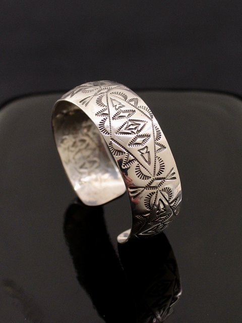 Sterling silver bangle