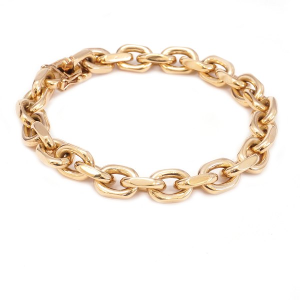 14kt gold anchor bracelet by Bræmer-Jensen, Denmark. L: 19,5cm. W: 51gr