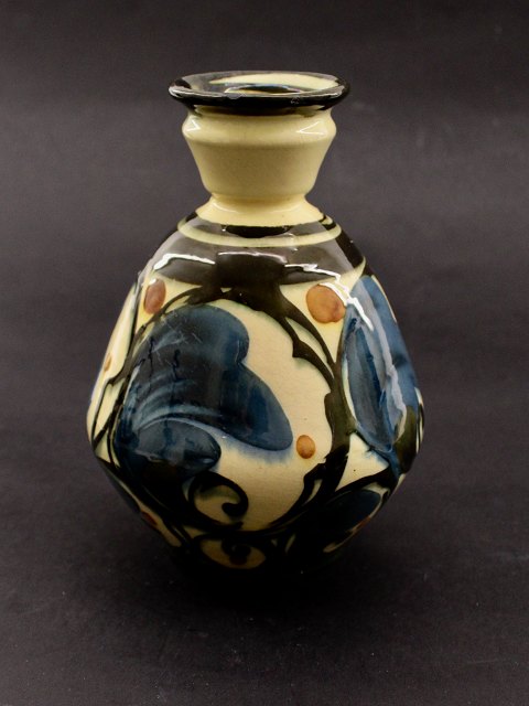 Danico ceramic vase