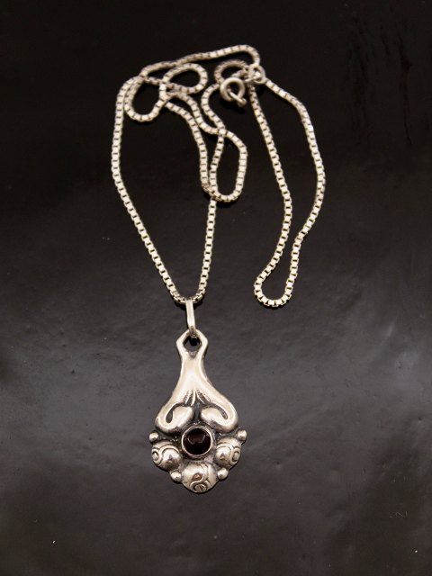 830 silver art nouveau pendant