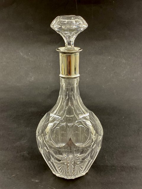 Crystal decanter