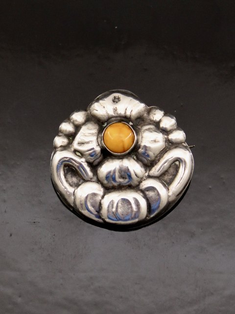 830 silver art nouveau brooch  with amber