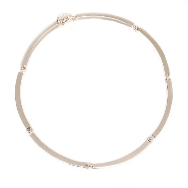 Hans Hansen sterlingsilver necklace 185 designed by Bent Gabriel Pedersen. Period 1953-69. L: 44cm