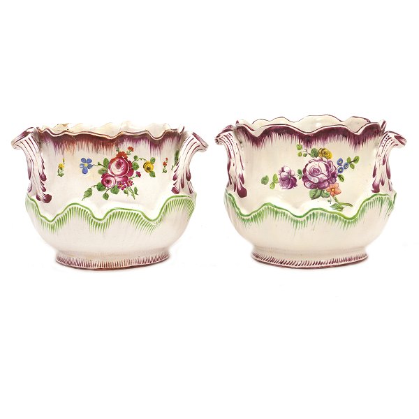 Pair of late 18th century Swedish Fayence coolers by Marieberg dated 1777. H: 
12,5cm