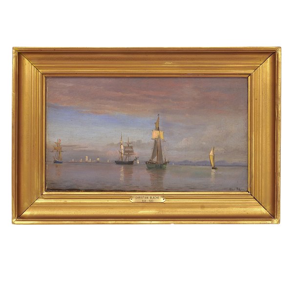 Christian Blache, 1838-1920, oil on canvas. Seascape with Danish ships. Signed. 
Visible size: 20x36cm. With frame: 31x47cm