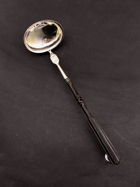 Punch spoon silver and horn