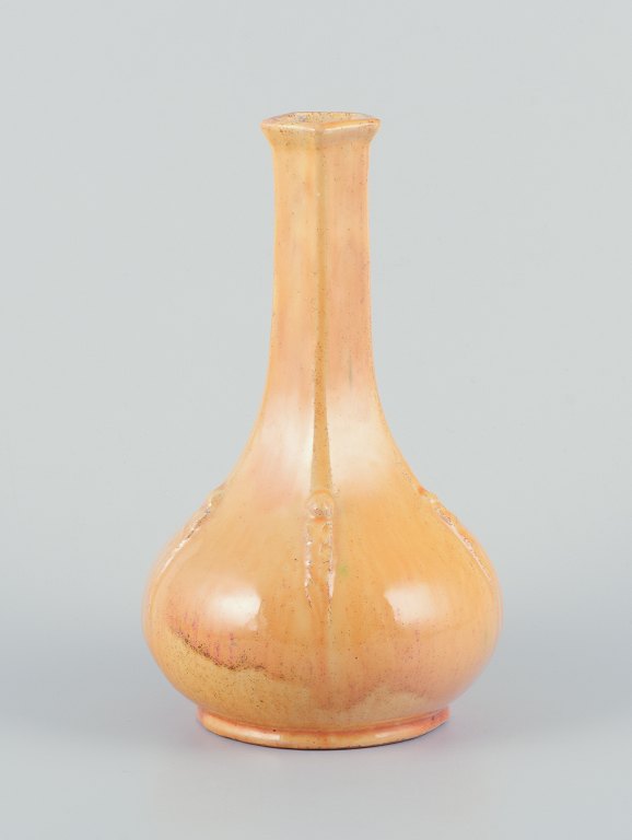 Svend Hammershøi for Kähler, Denmark.
Ceramic vase in uranium glaze.