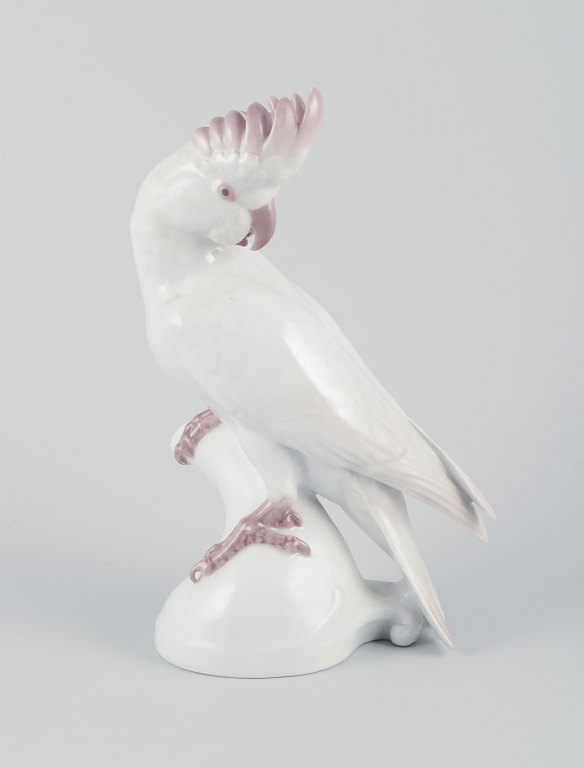 Rosenthal, Germany.
Cockatoo in porcelain. Art Deco.