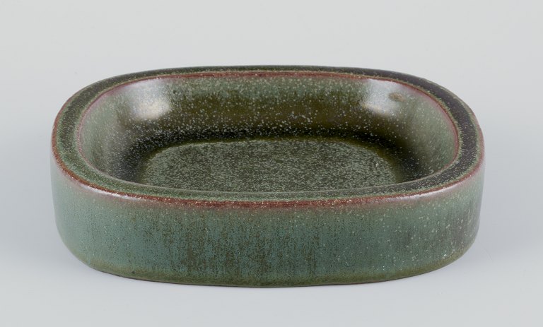 Per Lindemann-Schmidt for Palshus.
Ceramic dish.