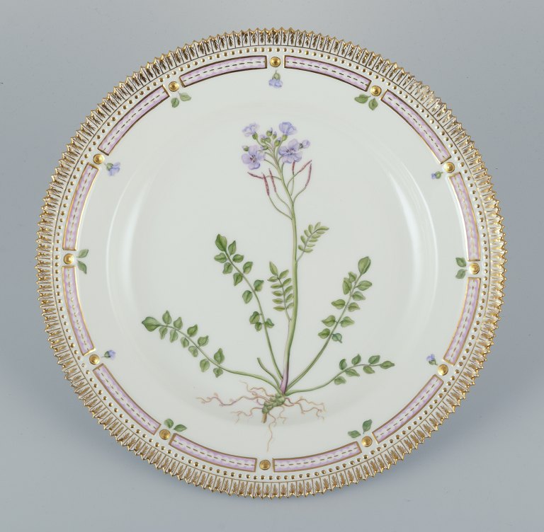 Royal Copenhagen Flora Danica dinner plate in hand-painted porcelain.