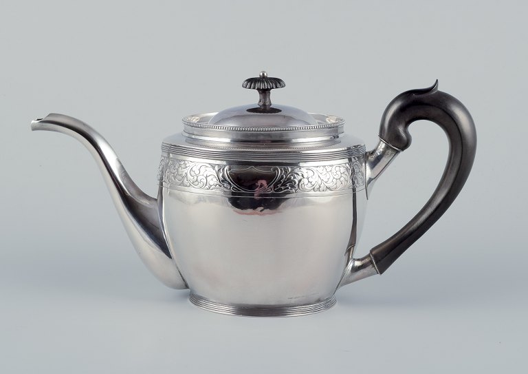 Antique teapot in silver, dated 1814. Classic empire shape.