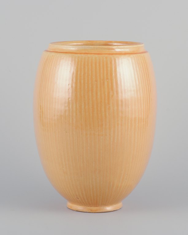 Svend Hammershøi for Kähler.
Large ceramic vase in uranium glaze.