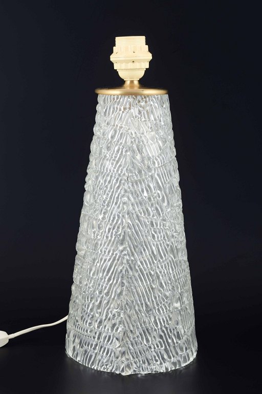 Table lamp. Orrefors, Sweden. Ca. 1960s. Design attributed to Carl Fagerlund.