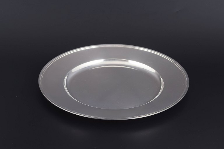 Evald Nielsen
Silver cover plate, 1939.