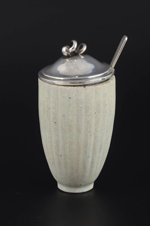 Arne Bang (1901–1983)
Jam jar with lid and spoon, ca. 1940/50s.