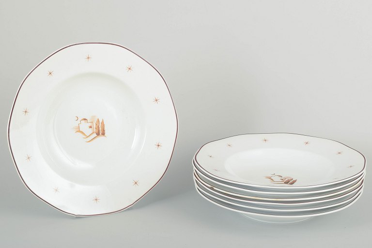 Arabia, Finland
7 suppetallerkener, model Orient.