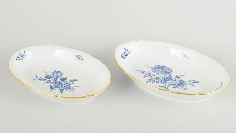 Meissen
To ovale fade, midt 1900-tal.
