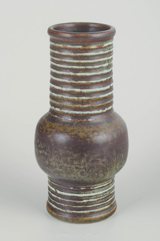 Gunnar Nylund for RörstrandVase from the Igloo series, 1960s.