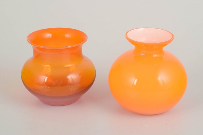 Swedish art glass
Two mouth-blown vases, 1970s.