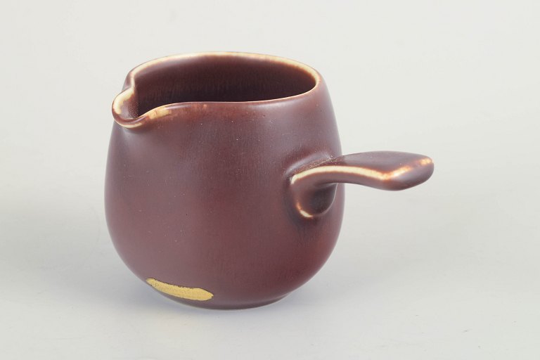 Gunnar Nylund for RörstrandCreamer, mid-20th century.