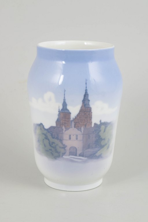 Royal Copenhagen, vase with Rosenborg Castle motif.