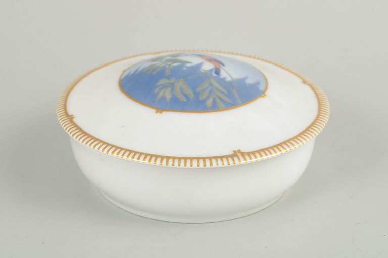 Royal Copenhagen, lidded dish.
