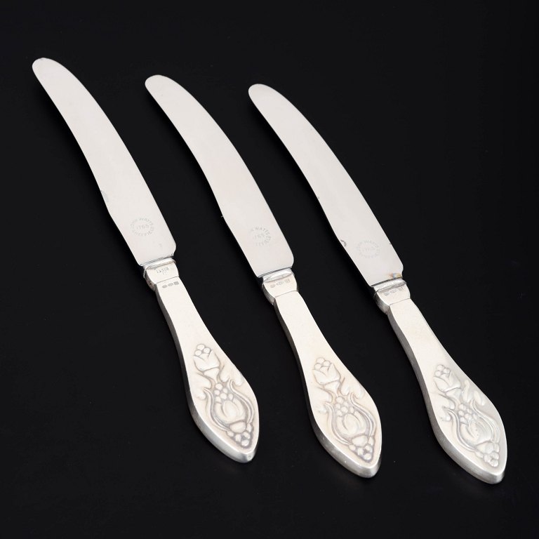 Georg Jensen, set of three fruit knives Fuchsia.