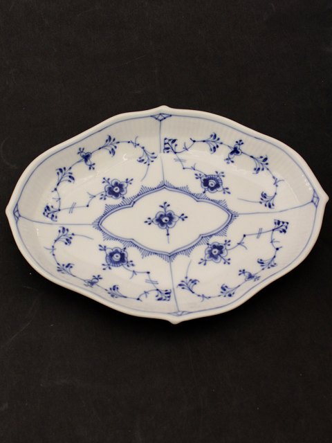 Royal Copenhagen blue fluting plate 1/147