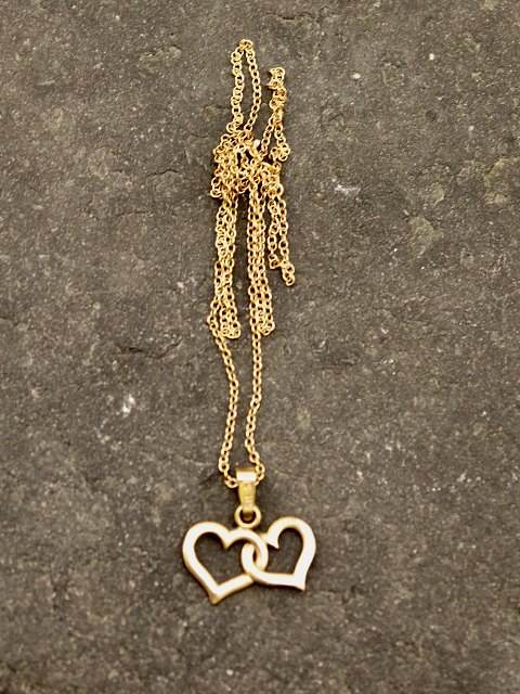 8 carat gold hearts and 8 carat gold chain