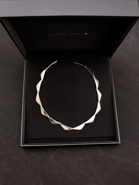 Georg Jensen sterling silver peak necklace