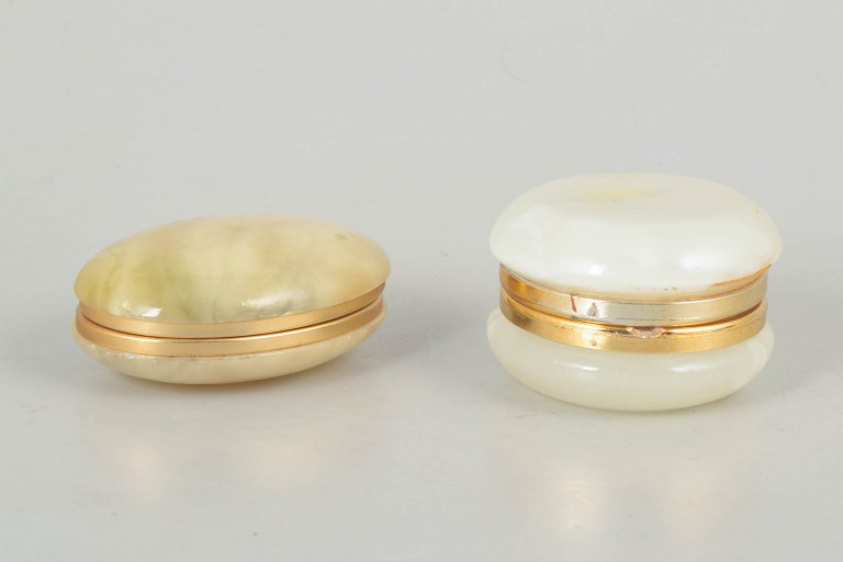 Italian alabaster, boxes from the 1940s.