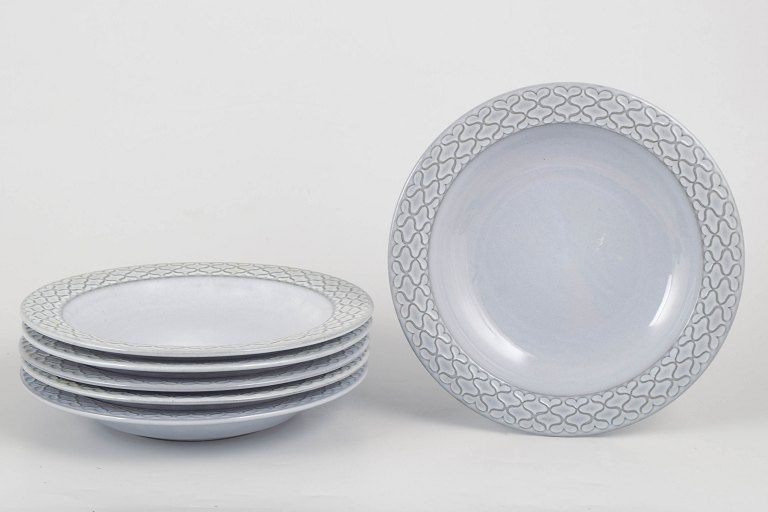 Jens Harald Quistgaard for Kronjyden / Bing & Grøndahl, set of six deep plates.